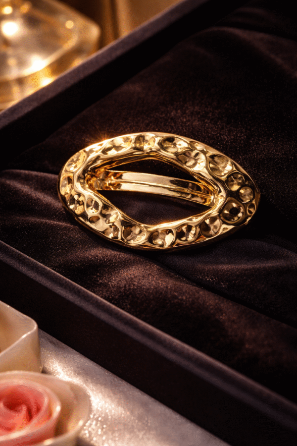 Anti-Tarnish Gold Oval Catch Hair Clip